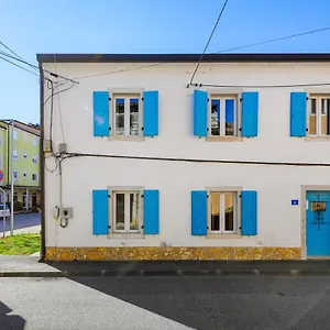 Center House With Apartment Umag
