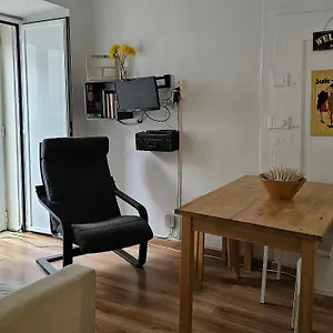 Window To I Apartment Lissabon